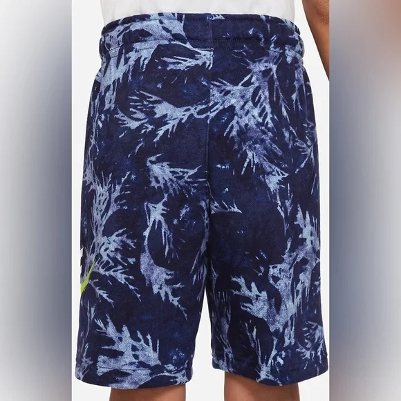 Boys Nike shorts, brand new with tags - Picture 2 of 6